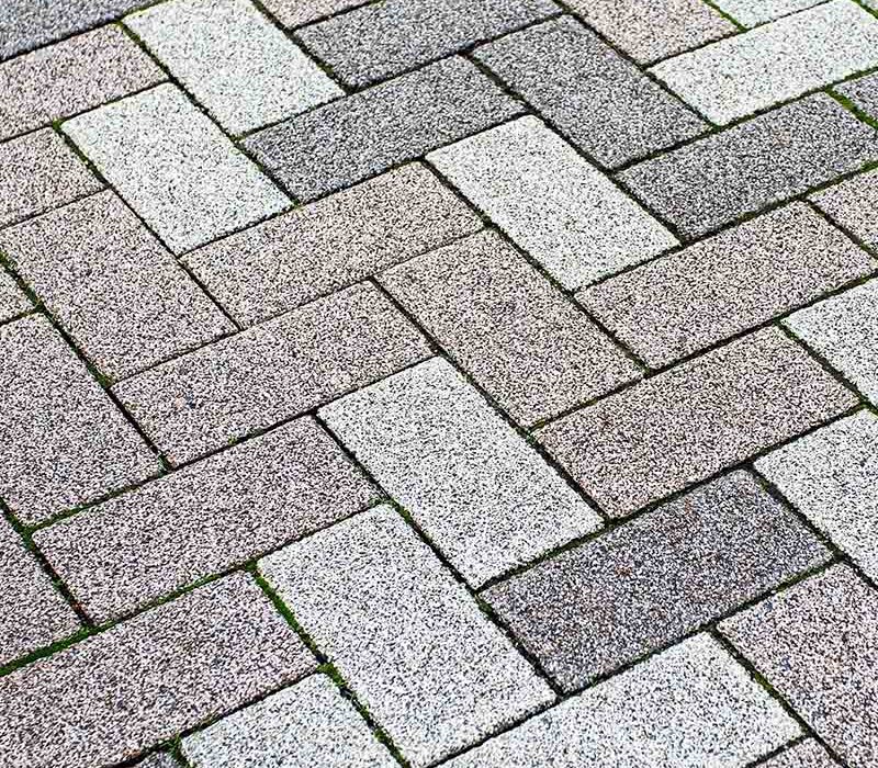 Block Paving Installers Rickmansworth Block paving installers working | Unics Construction